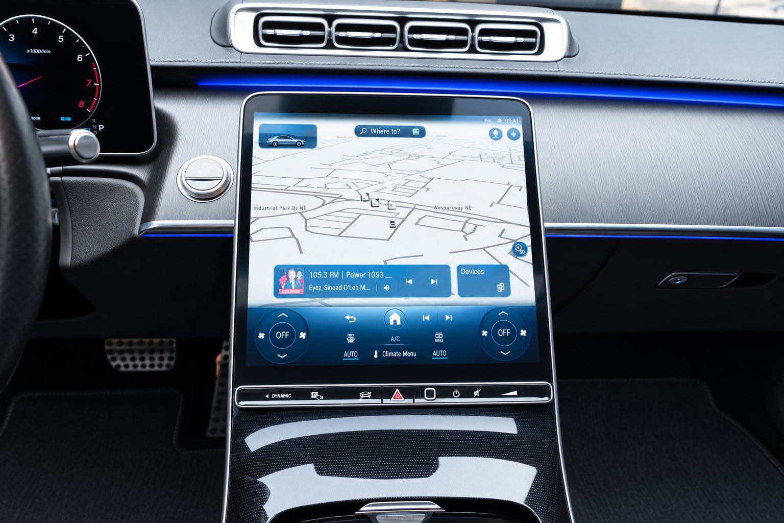 Used 2022 Mercedes-Benz S 500 4MATIC w/ AMG Line Package image 40