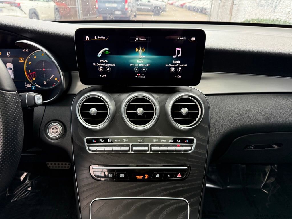 Used 2021 Mercedes-Benz GLC 300 w/ AMG Line image 21