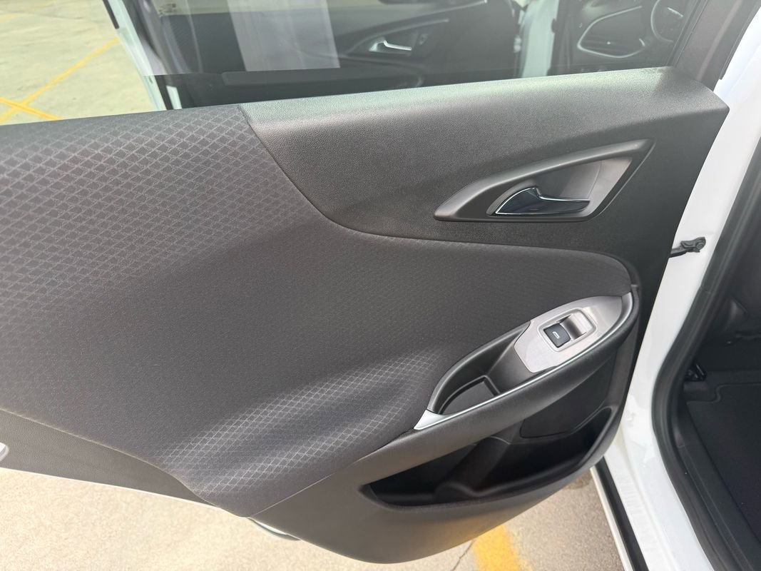 Used 2024 Chevrolet Malibu LS w/ Driver Confidence Package image 12