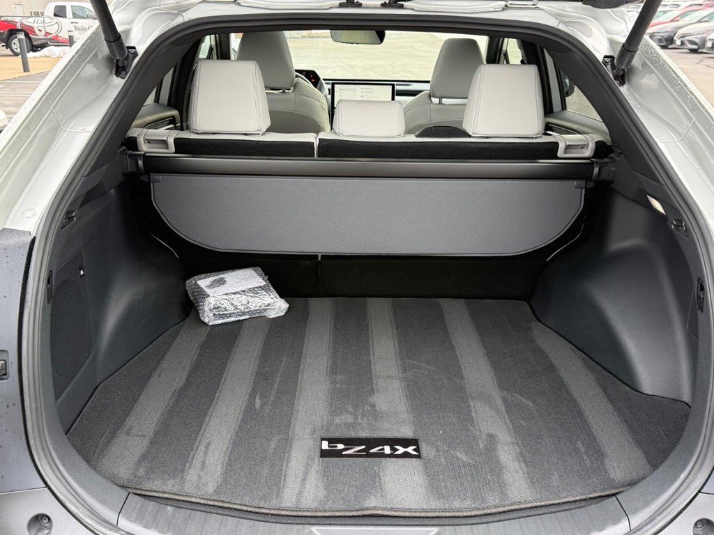 Certified 2023 Toyota bZ4X AWD w/ Weather Package image 5