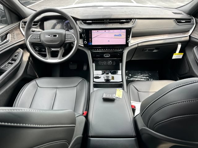 New 2026 Jeep Grand Cherokee L Limited AWD/4WD image 18