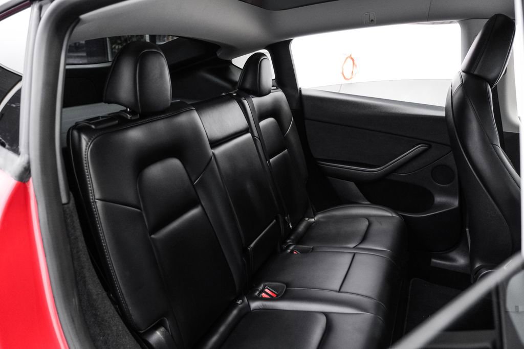 Used 2023 Tesla Model Y Long Range AWD/4WD image 33