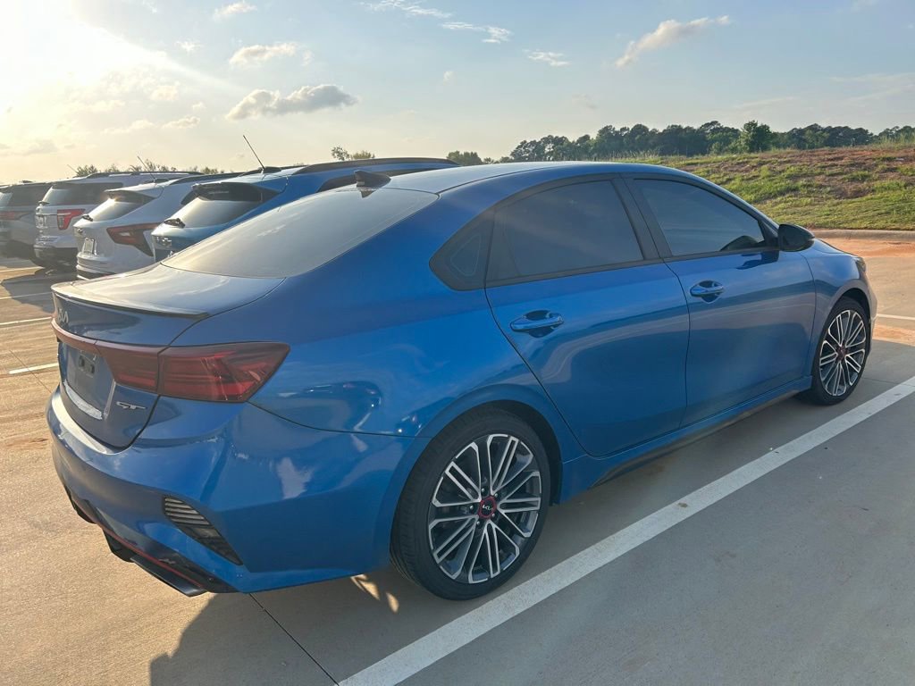 Used 2022 Kia Forte GT FWD image 5
