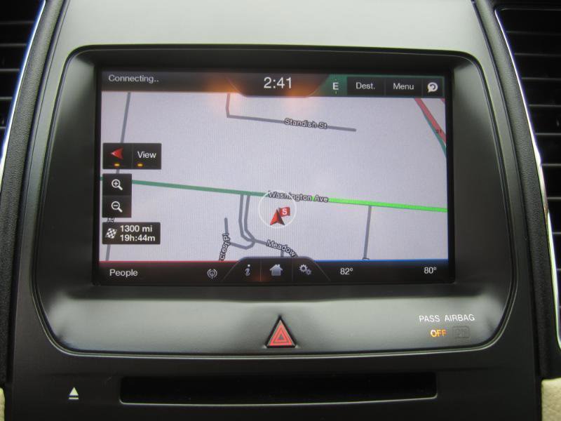 Used 2013 Ford Taurus Limited FWD image 19