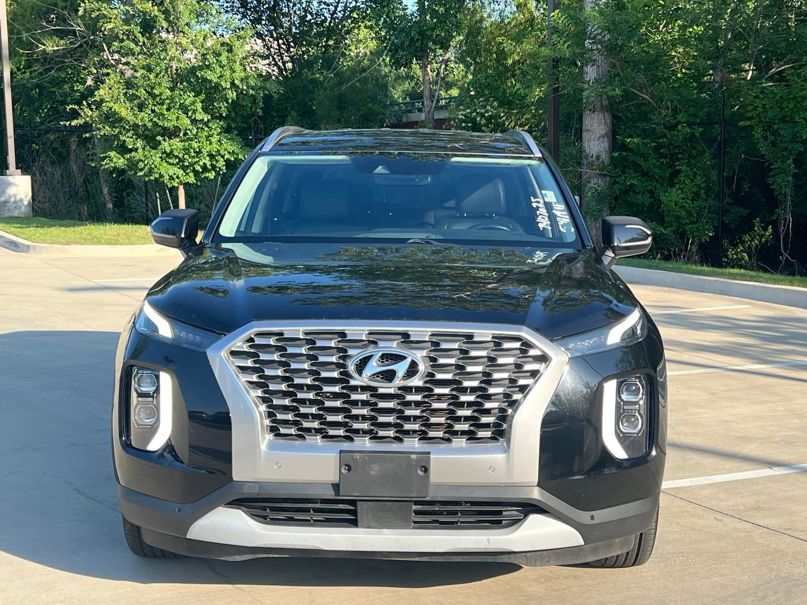 Used 2022 Hyundai Palisade SEL w/ Premium Package AWD/4WD image 2