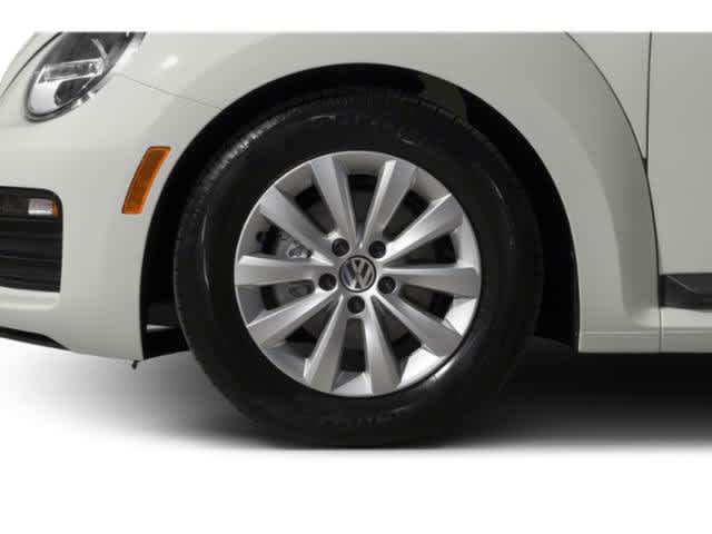 Used 2019 Volkswagen Beetle 2.0T S FWD image 14