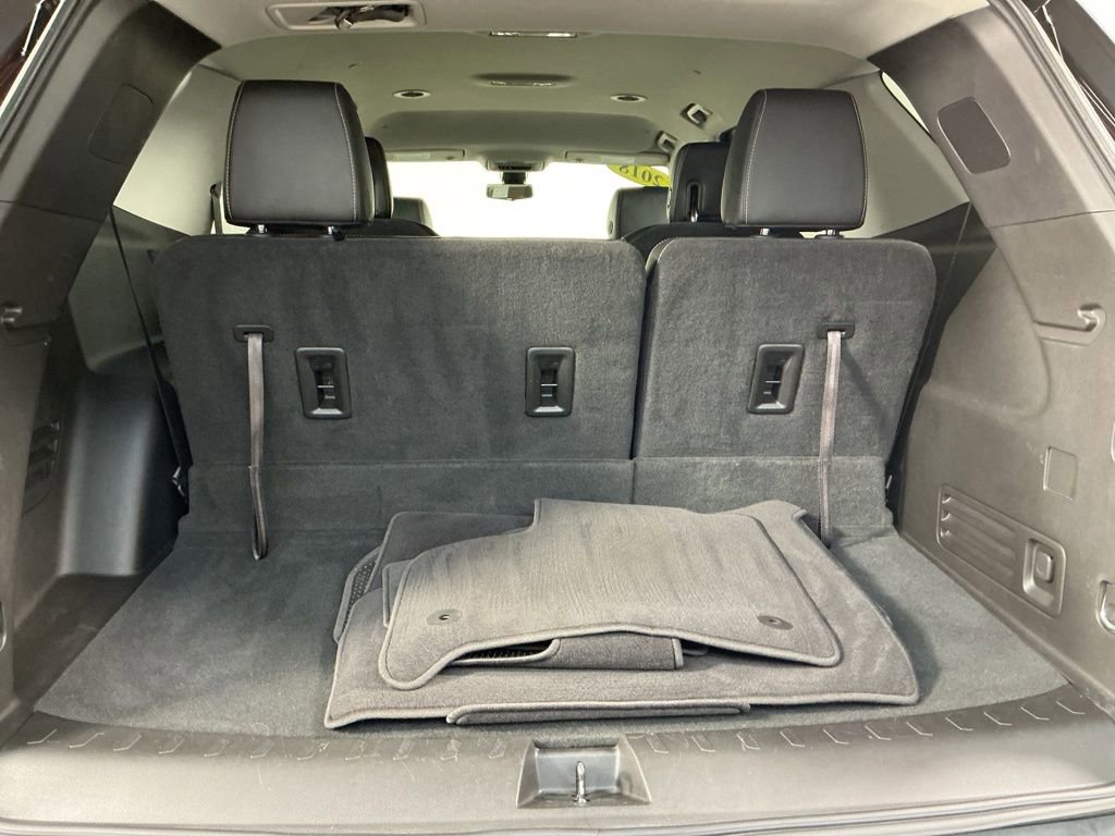 Used 2018 Chevrolet Traverse LT image 17