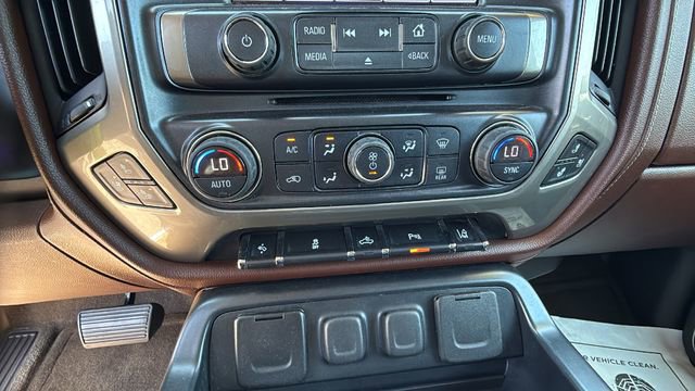 Used 2016 Chevrolet Silverado 2500 High Country image 14