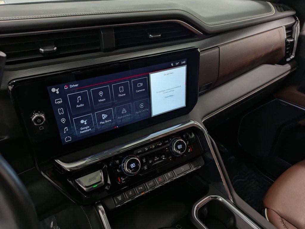 Used 2024 GMC Sierra 3500 Denali Ultimate image 10