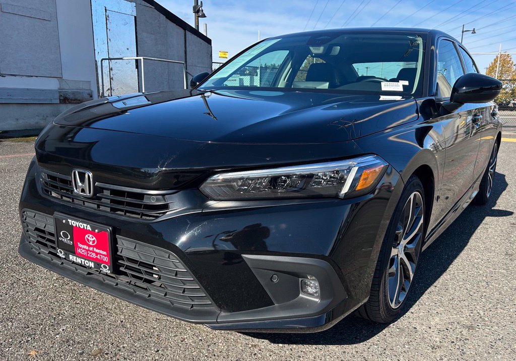 Used 2023 Honda Civic Touring image 1