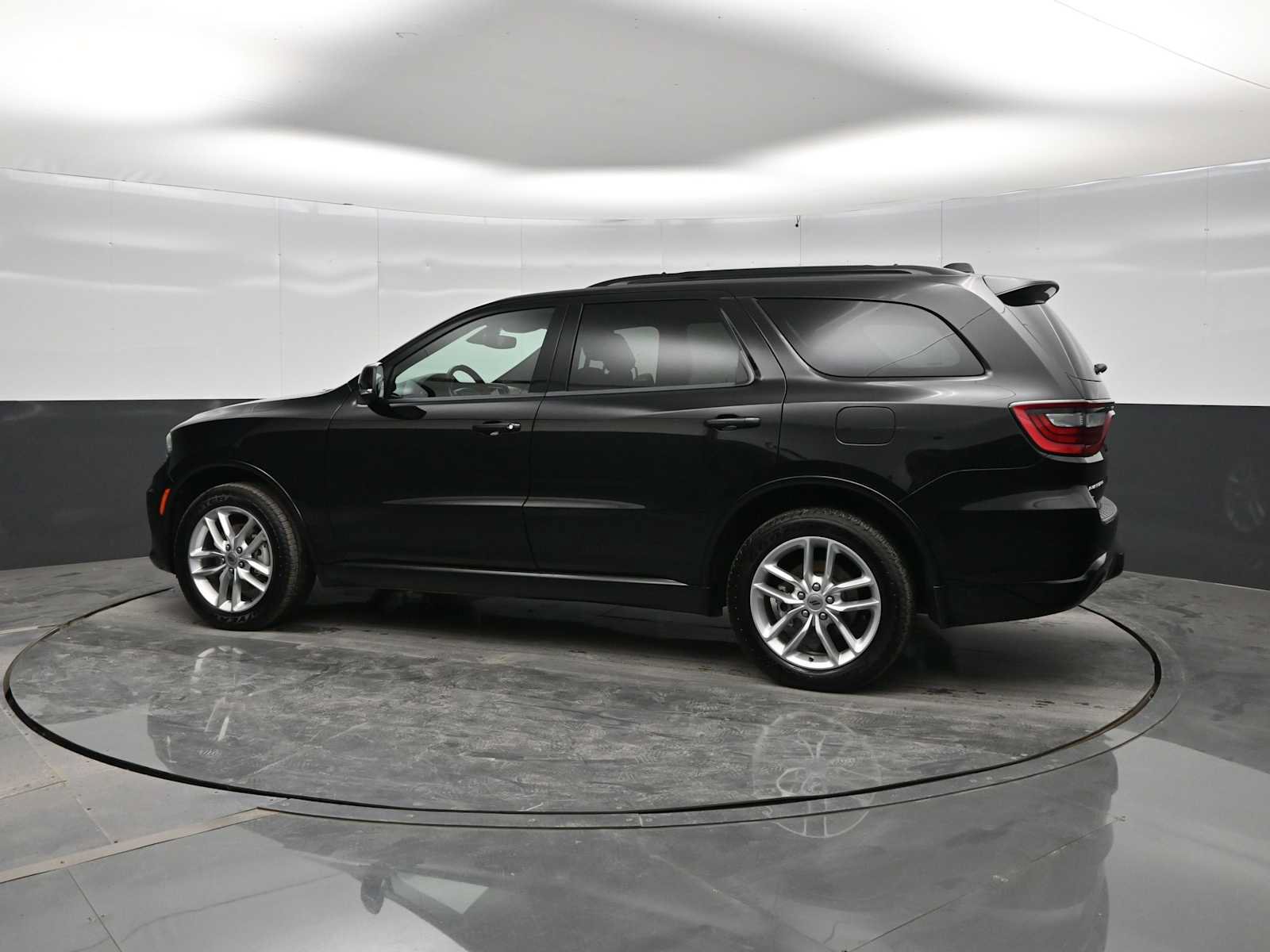 Used 2024 Dodge Durango GT AWD/4WD image 5