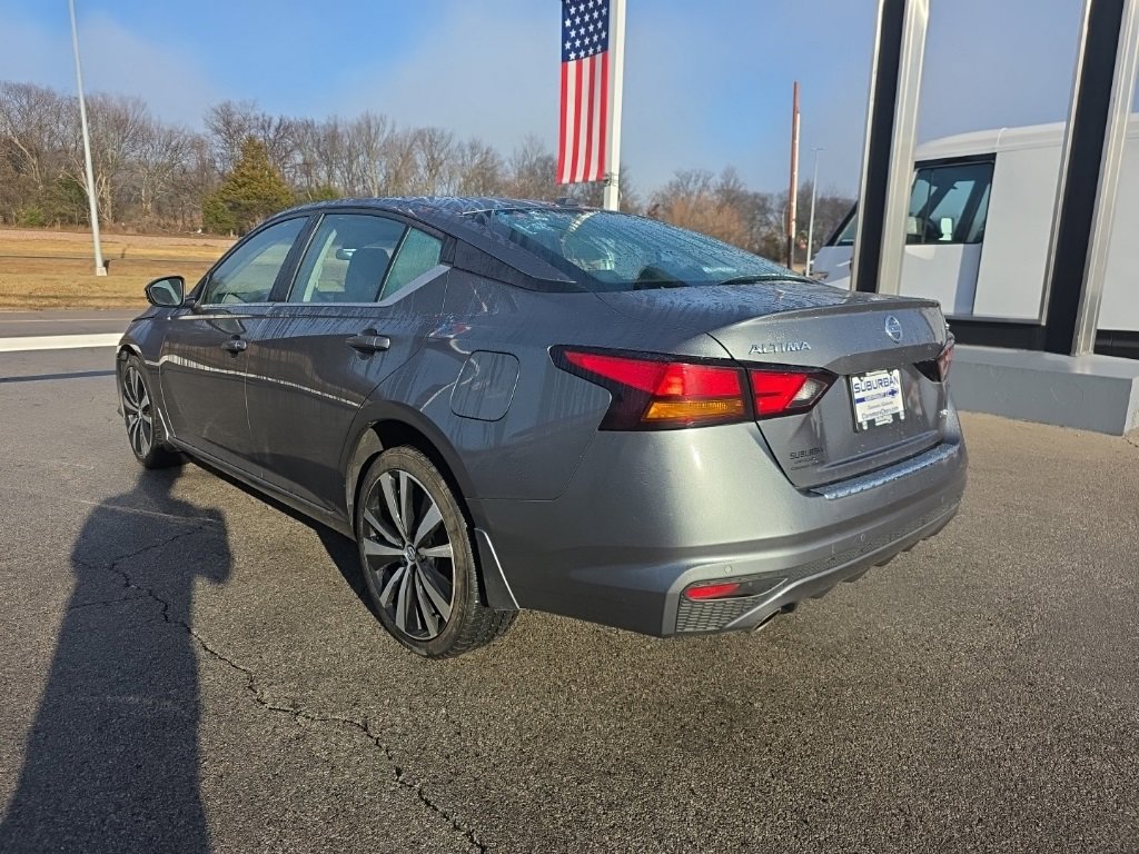 Used 2021 Nissan Altima 2.5 SR w/ SR Premium Package image 7