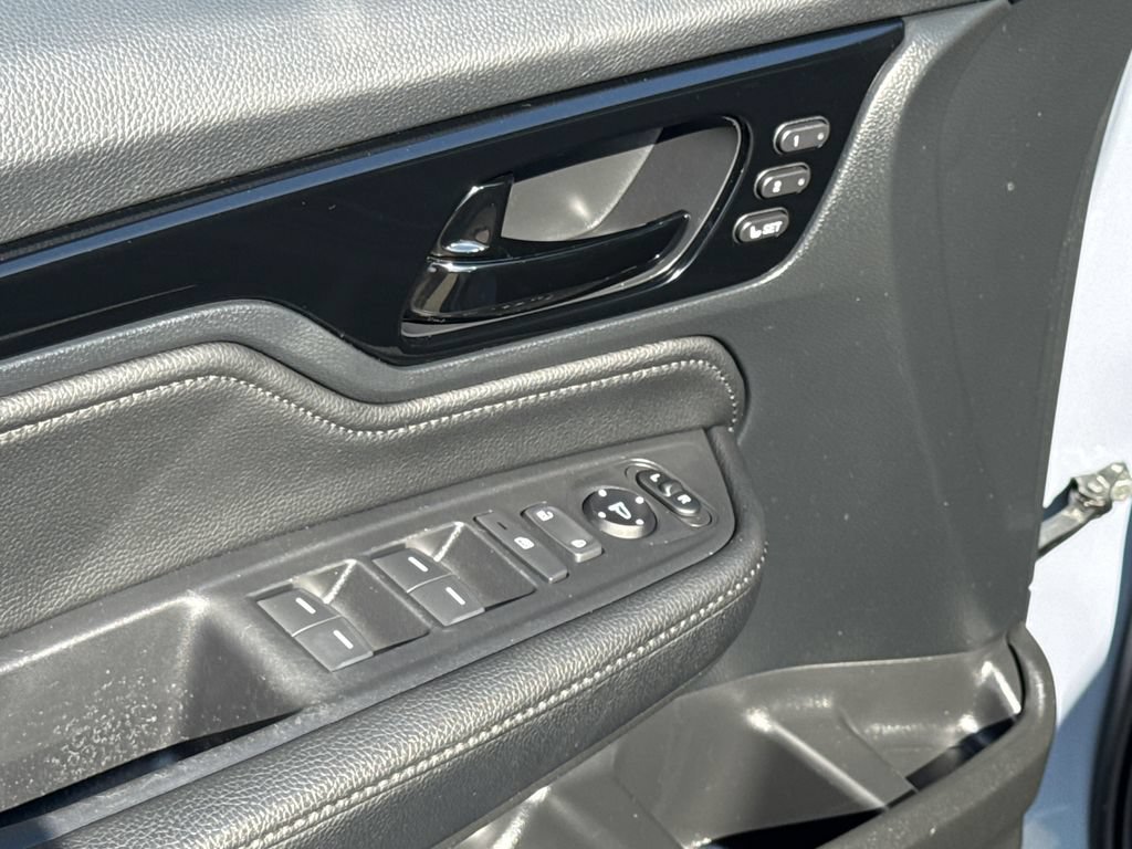 Used 2023 Honda Odyssey Touring image 29