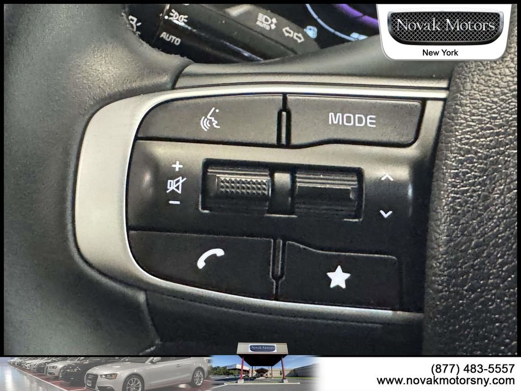 Used 2023 Kia Sportage X-Line w/ X-Line Premium Package image 17