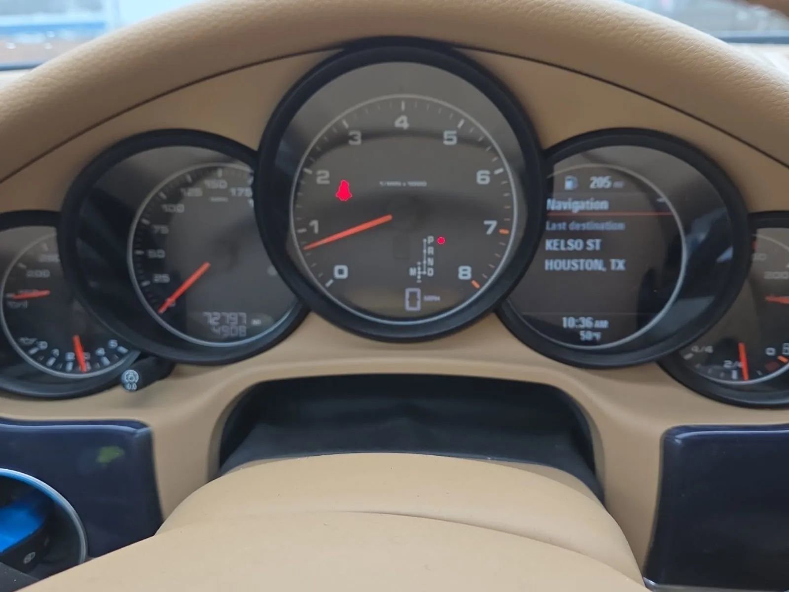 Used 2015 Porsche Panamera 4 image 3