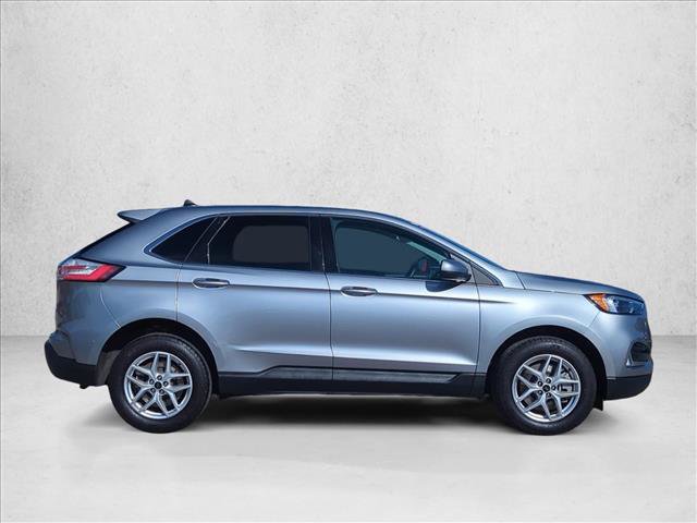 Certified 2024 Ford Edge SEL w/ Convenience Package AWD/4WD image 4