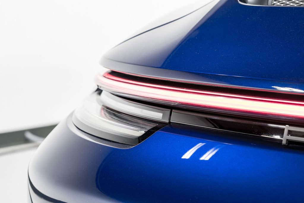 Used 2022 Porsche 911 GT3 RWD image 53