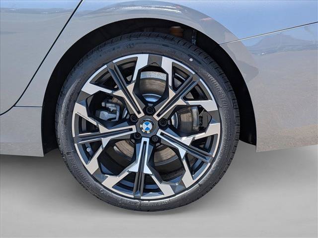 New 2026 BMW 330i xDrive Sedan w/ Premium Package AWD/4WD image 10