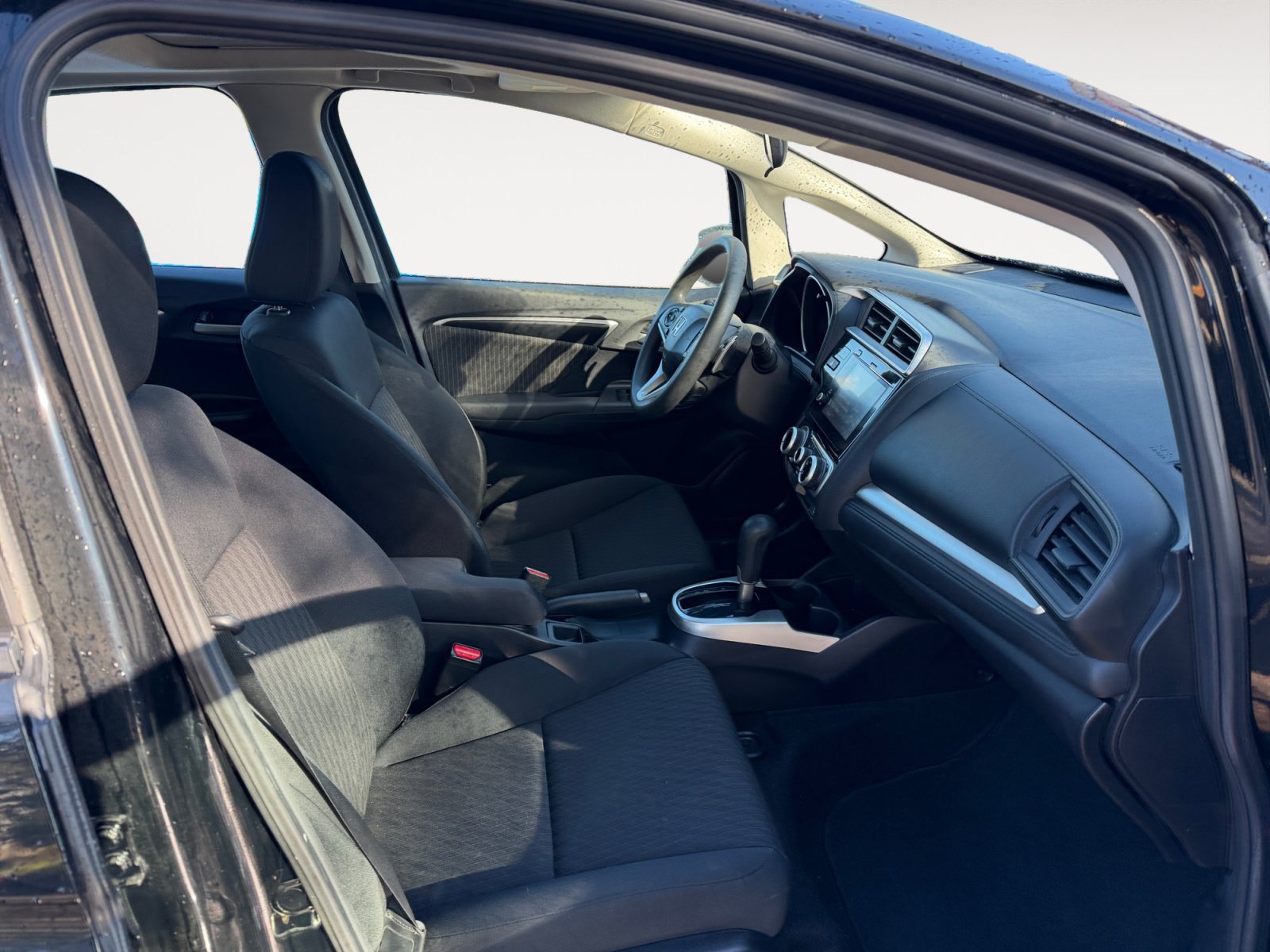 Used 2019 Honda Fit EX image 15