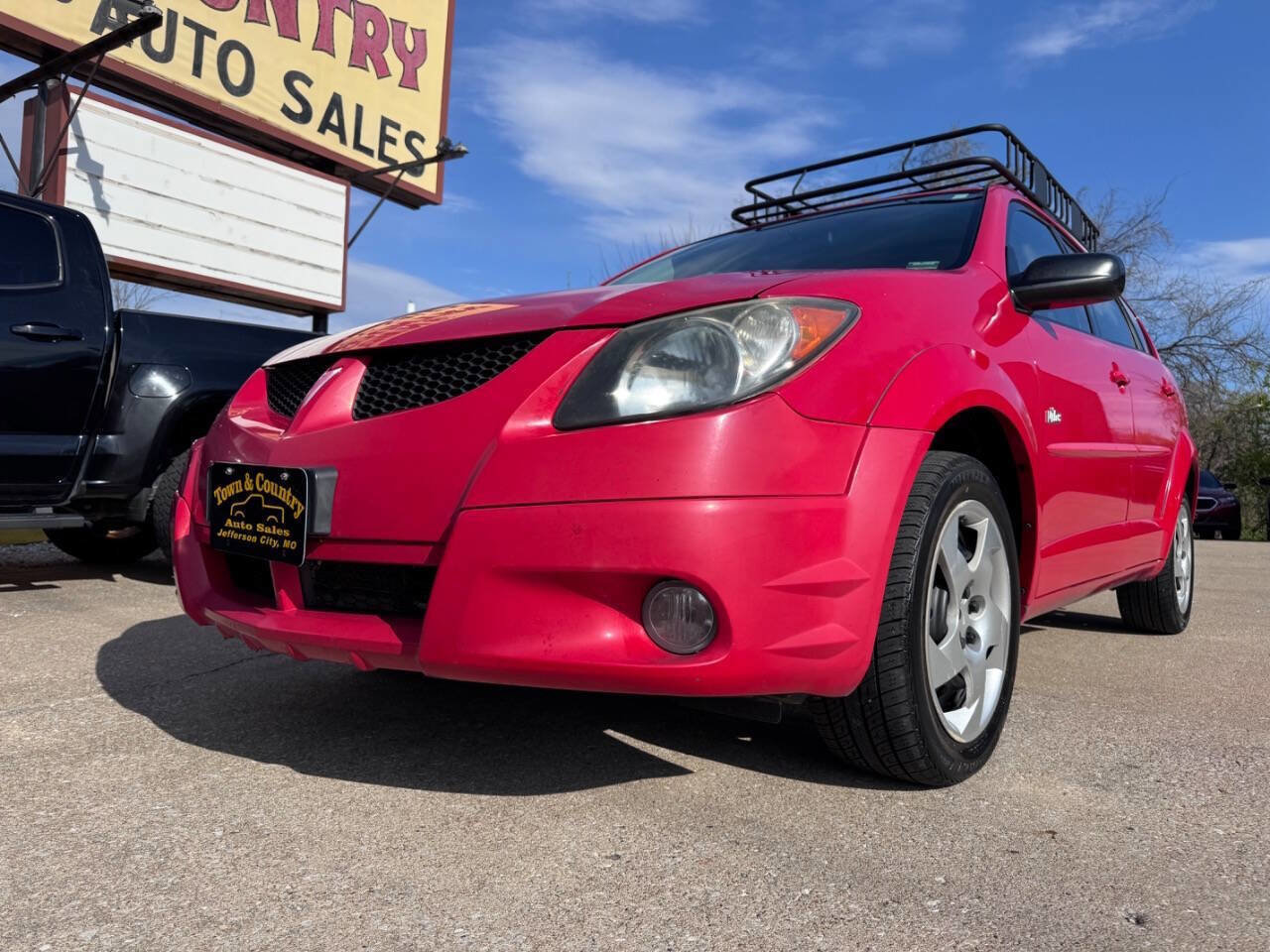 Used 2004 Pontiac Vibe w/ Moon And Tunes Value Package image 1
