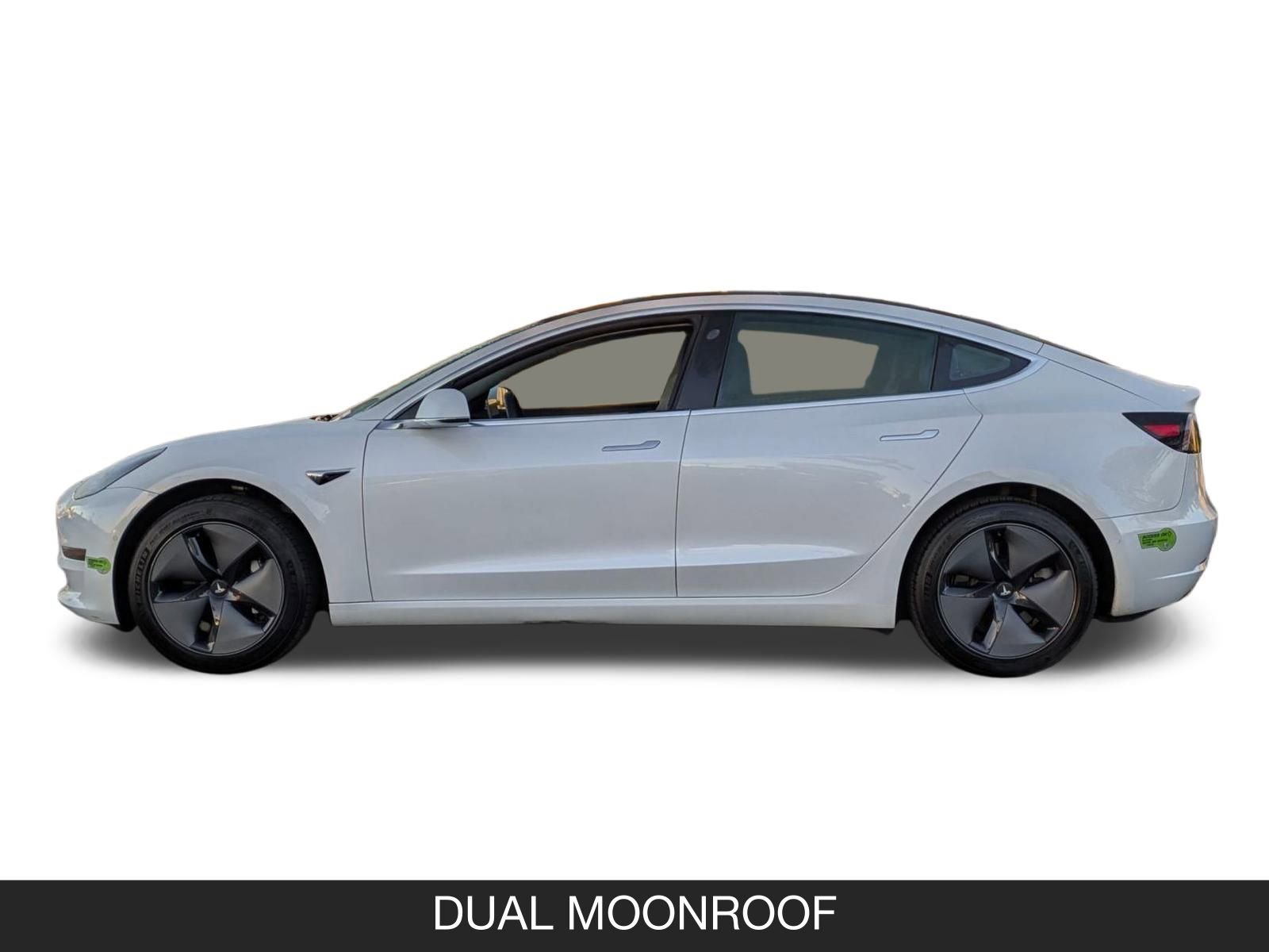 Used 2020 Tesla Model 3 Standard Range Plus image 5