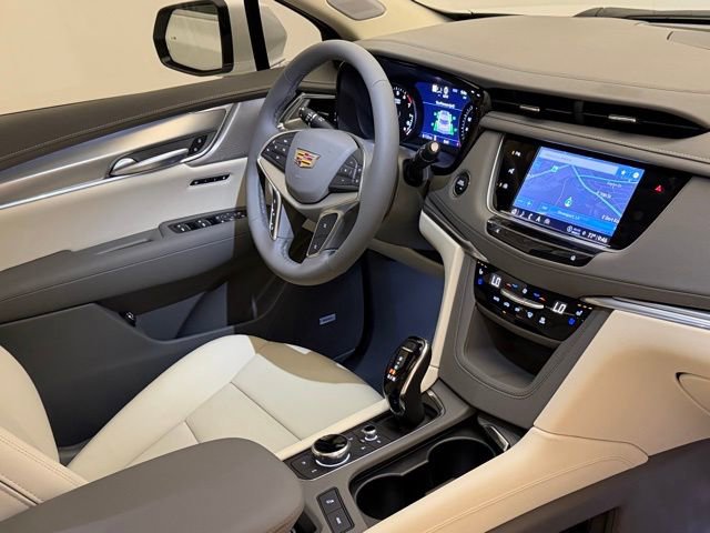 New 2026 Cadillac XT5 Premium Luxury w/ Driver Assist Package FWD image 23