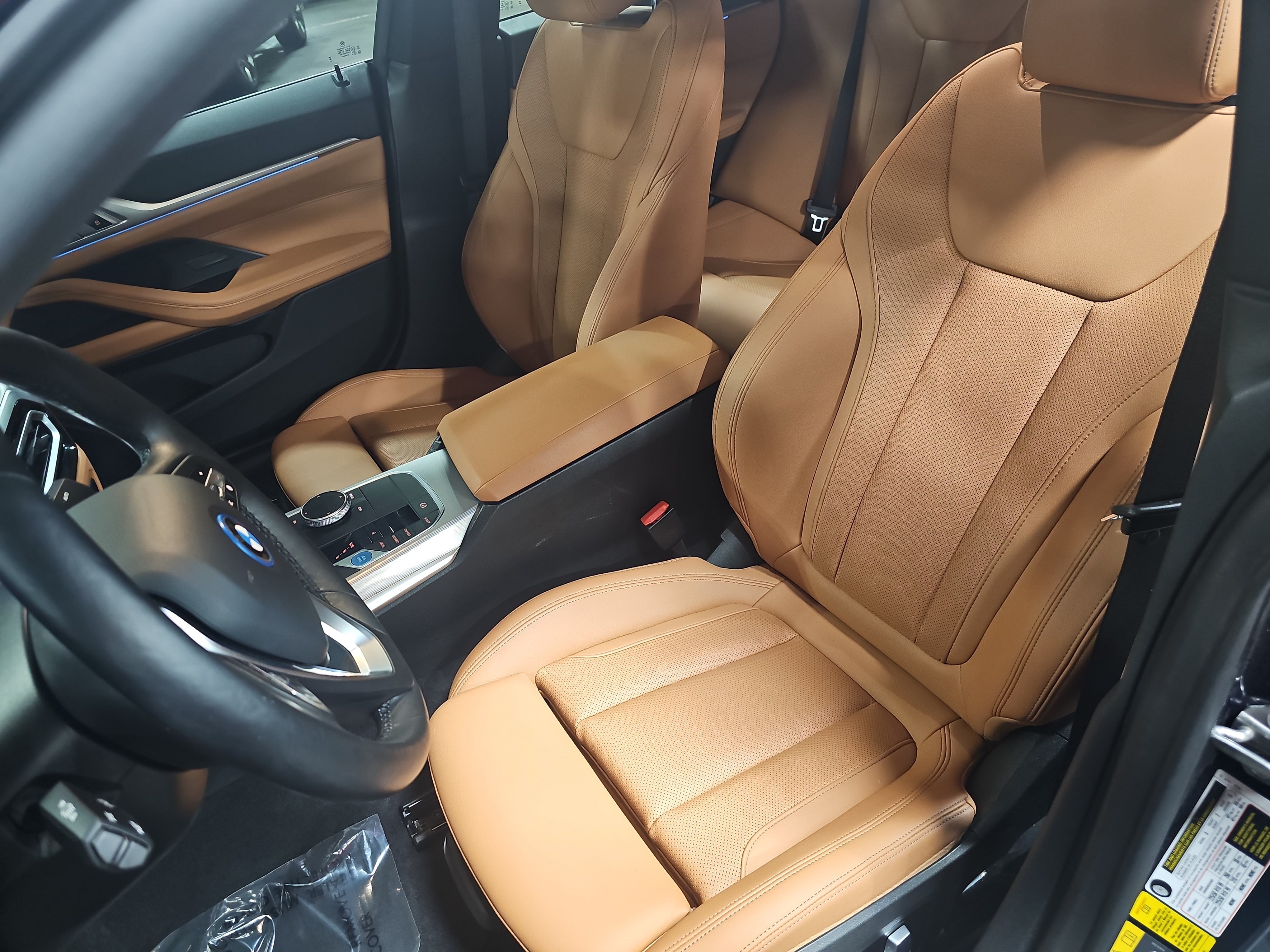 Used 2023 BMW i4 eDrive35 w/ Premium Package RWD image 17