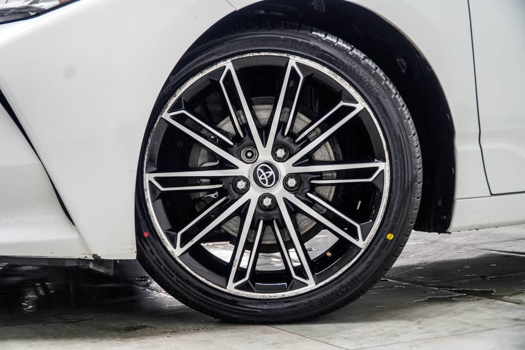 Used 2020 Toyota Avalon Touring w/ All Weather Liner Package FWD image 6