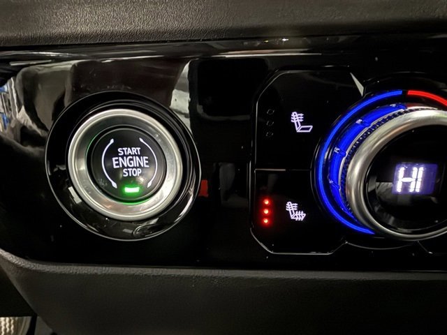 Used 2022 GMC Sierra 1500 SLE image 22