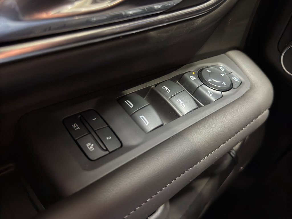 Used 2024 Chevrolet Tahoe Z71 image 34