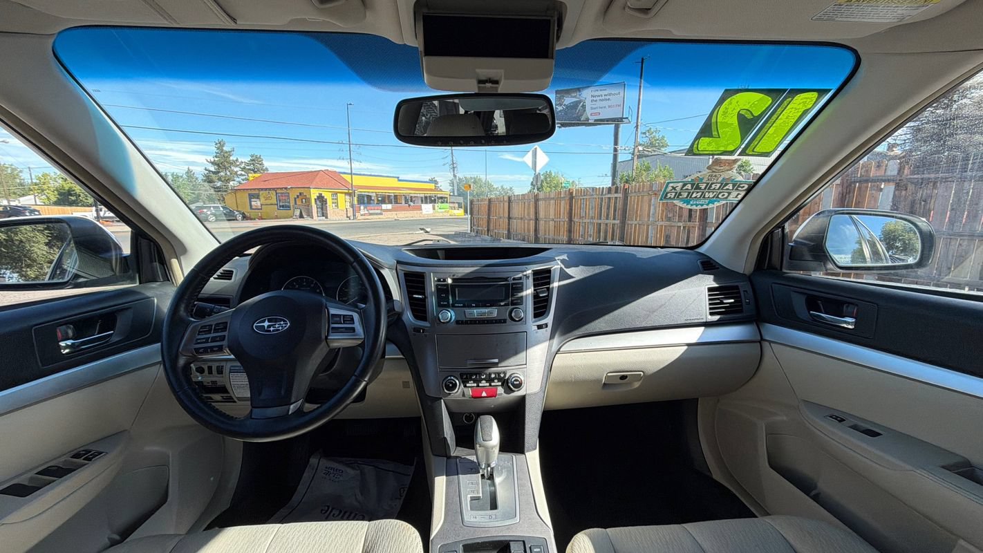Used 2012 Subaru Outback 2.5i Premium AWD/4WD image 17