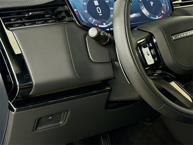 New 2025 Land Rover Range Rover Sport Dynamic SE image 10