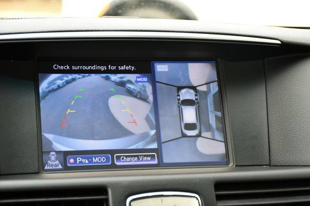 Used 2015 INFINITI Q70 3.7 w/ Deluxe Touring Package AWD/4WD image 4