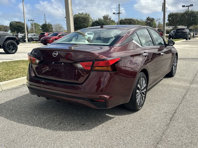 Used 2025 Nissan Altima 2.5 SV image 7