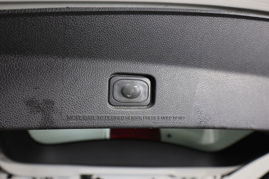 Used 2015 Ford Explorer Sport AWD/4WD image 19