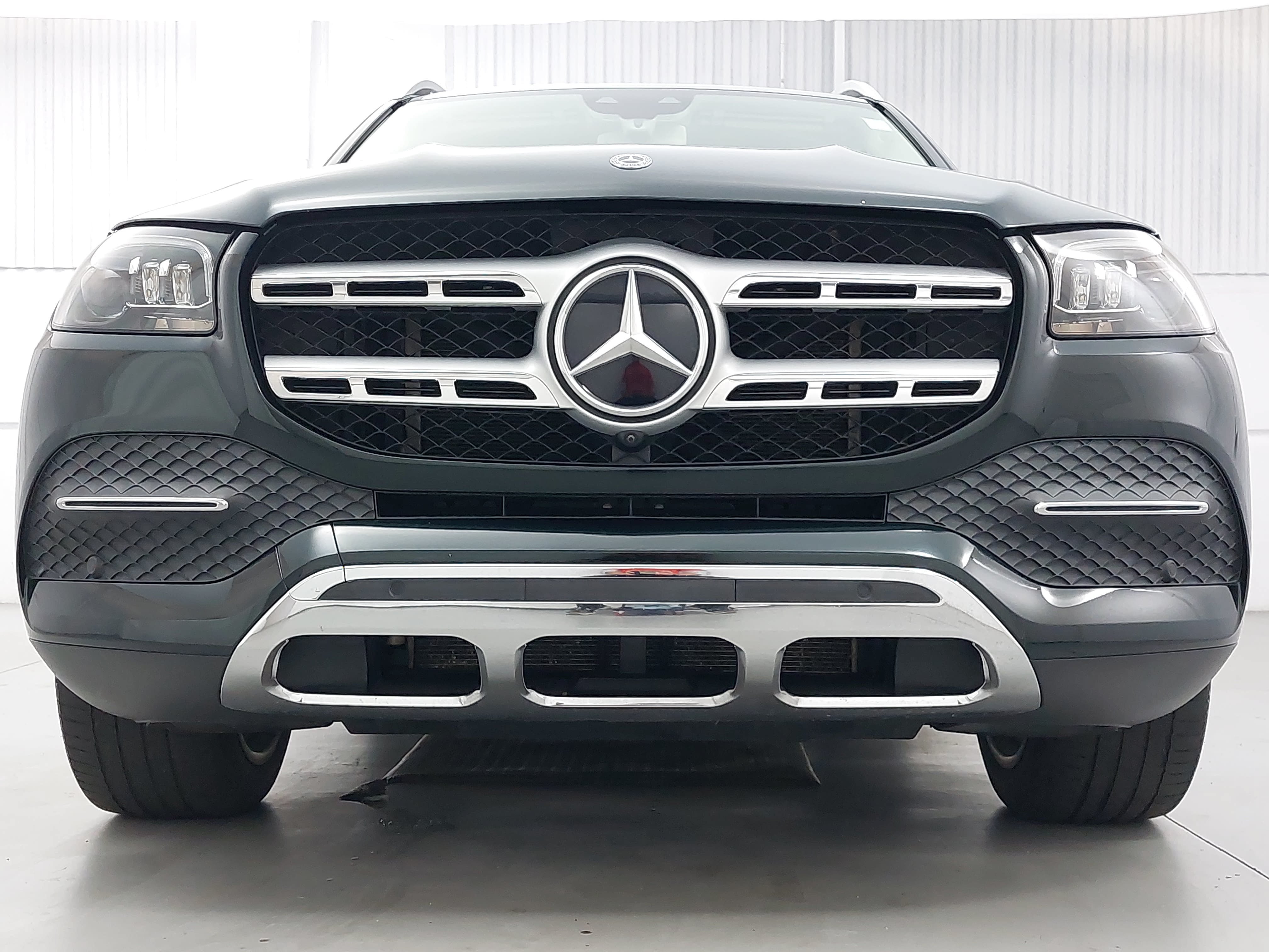 Used 2020 Mercedes-Benz GLS 450 4MATIC image 10