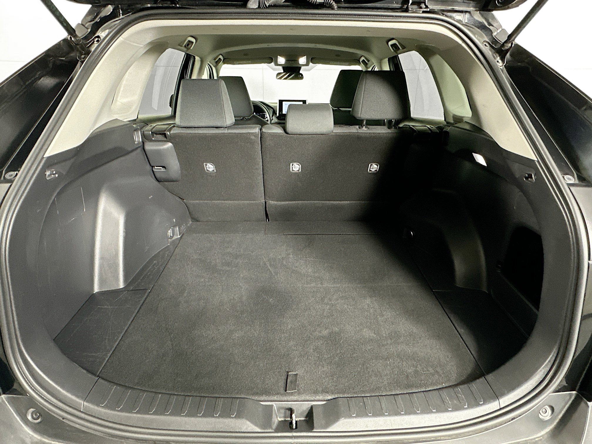 Used 2024 Toyota RAV4 LE image 26