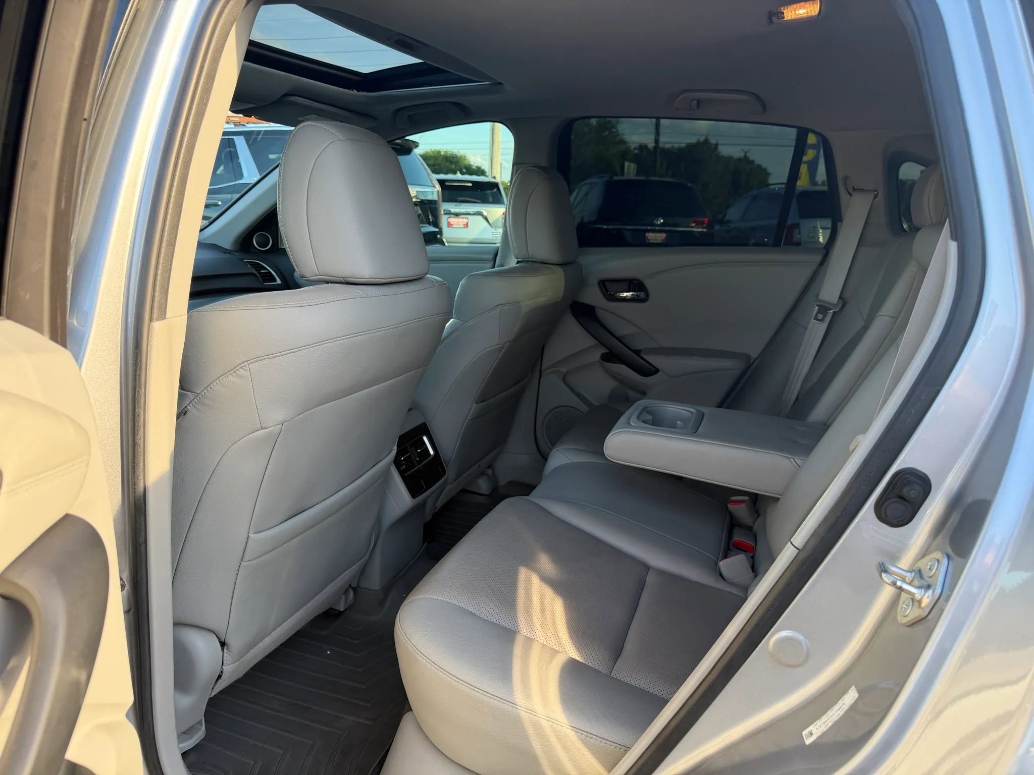 Used 2018 Acura RDX AWD w/ Advance Package image 8