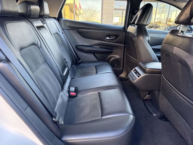 Used 2023 Nissan Ariya AWD image 12
