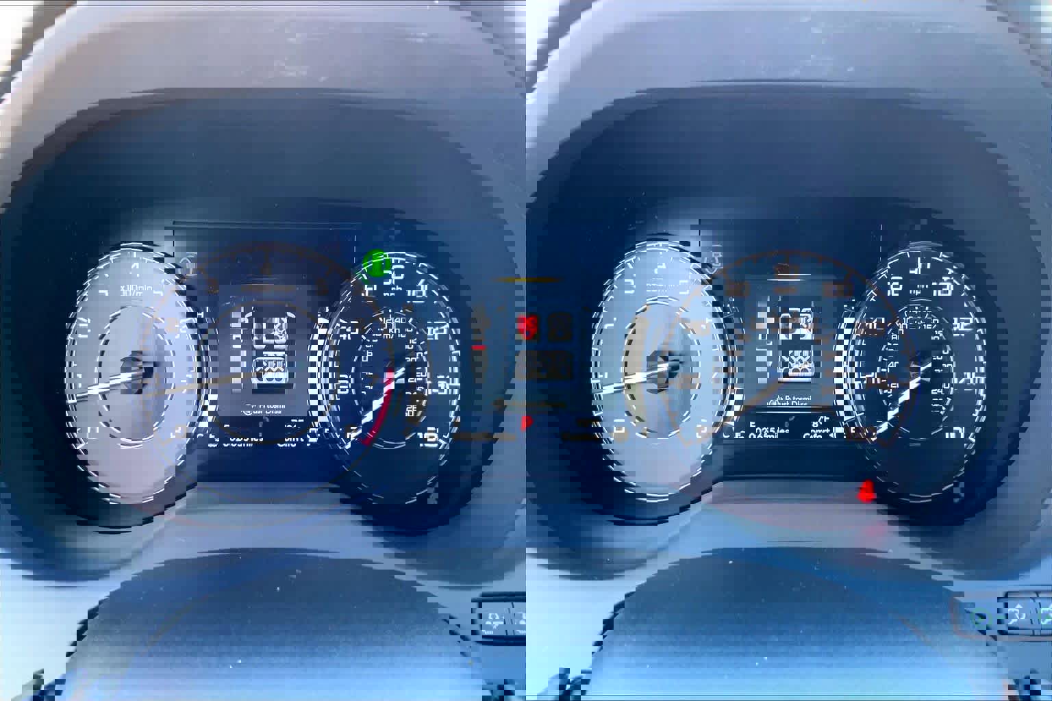 Used 2025 Acura RDX SH-AWD image 26