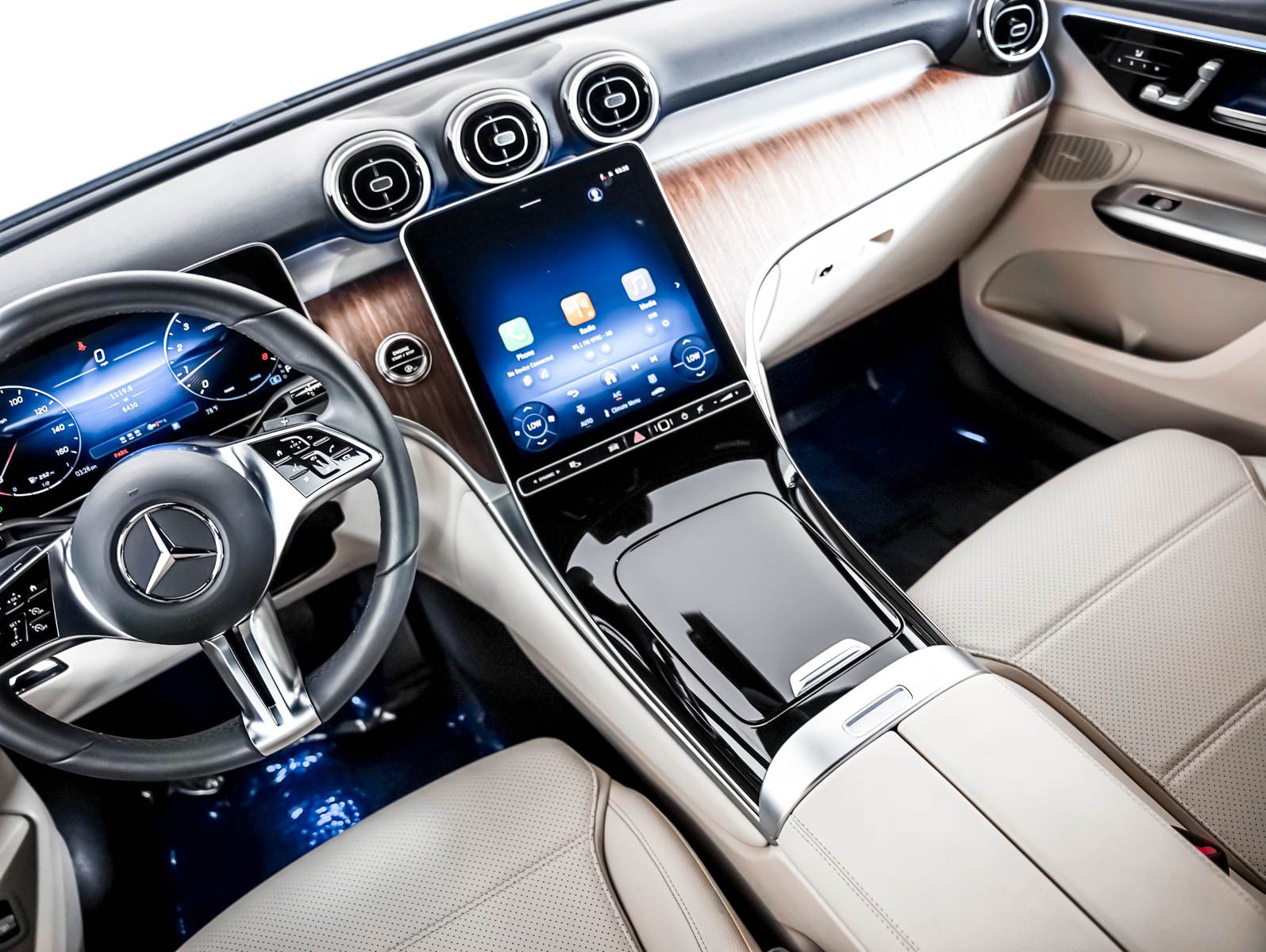 Certified 2026 Mercedes-Benz GLC 300 image 18