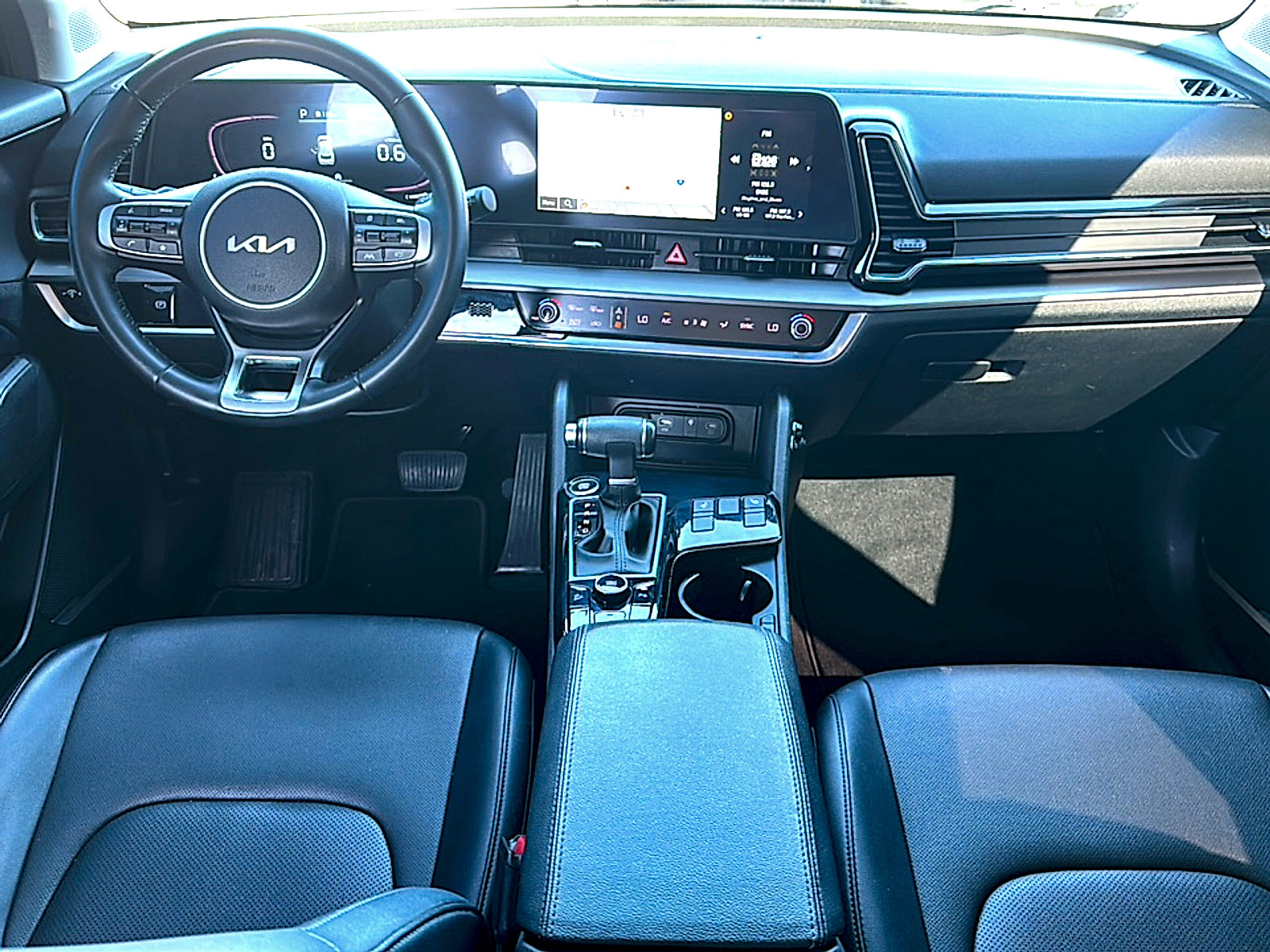 Used 2023 Kia Sportage EX image 20