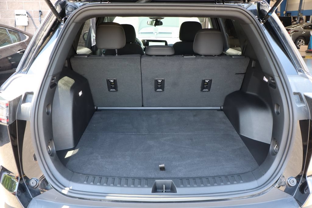 Used 2025 Chevrolet Equinox LT FWD image 31