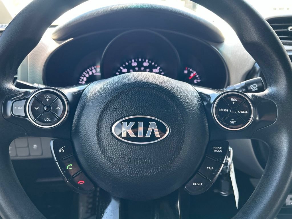 Used 2019 Kia Soul FWD image 14