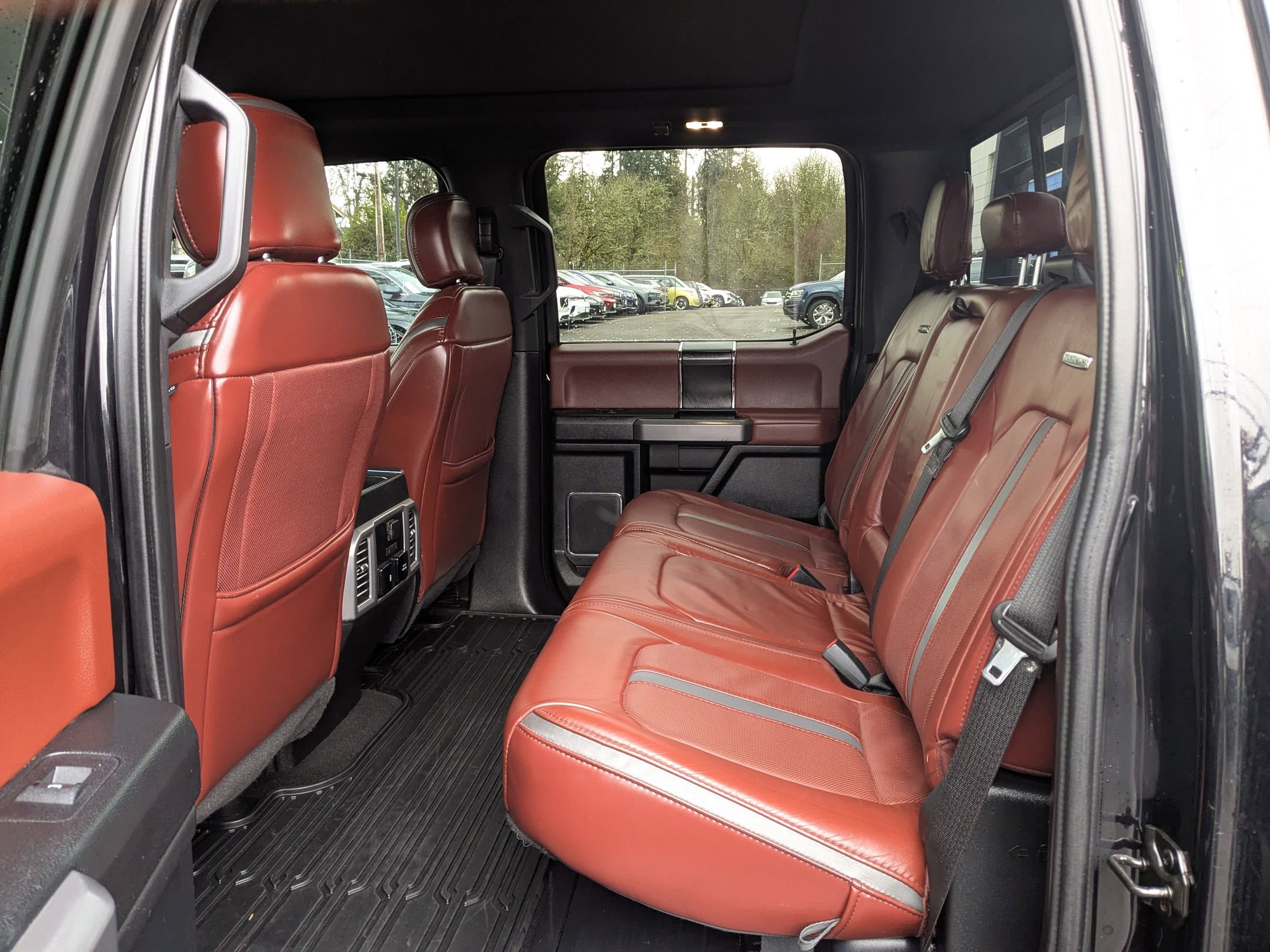 Used 2019 Ford F350 Platinum w/ Platinum Ultimate Package image 26