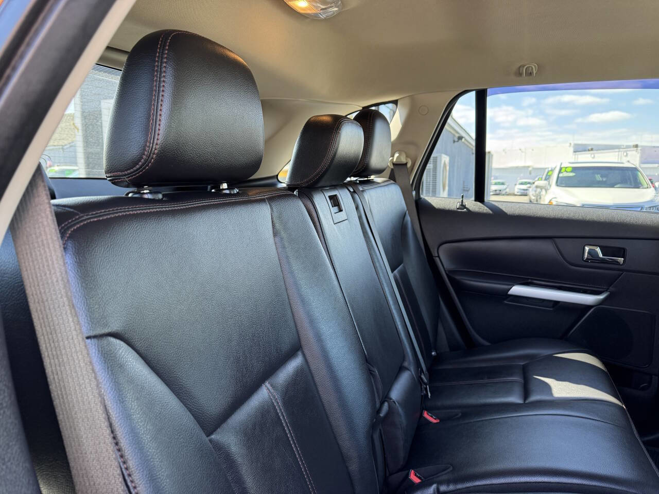 Used 2013 Ford Edge SEL image 32