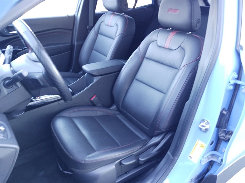 Used 2024 Chevrolet Trax RS w/ Sunroof Package image 27