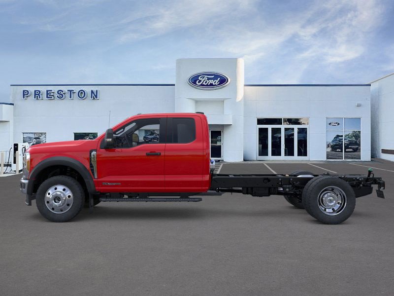 New 2026 Ford F550 4x4 SuperCab Super Duty w/ Snow Plow Prep Package image 3