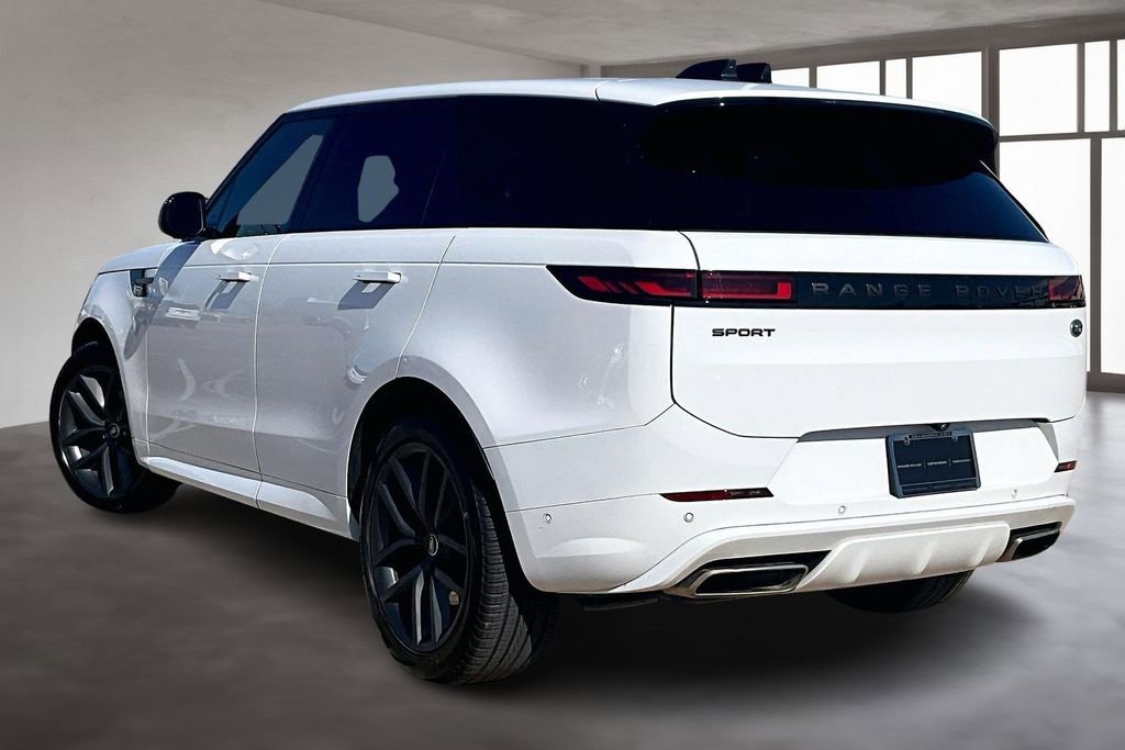 Used 2023 Land Rover Range Rover Sport SE Dynamic image 12