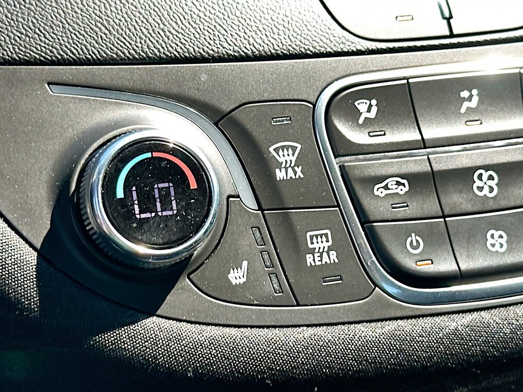 Used 2024 Chevrolet Malibu LT FWD image 19